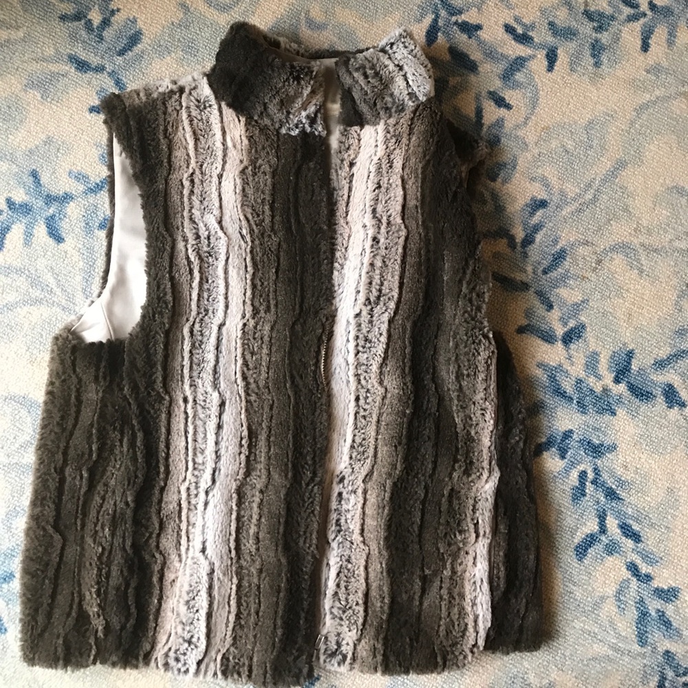 Faux fur vest